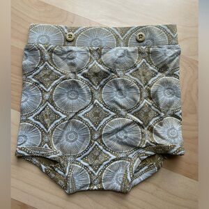 Kate Quinn yellow and White Patterned Kids bummies